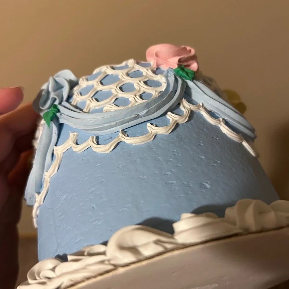 Faux Victorian Realistic Mini Oval Butter Cream Cake Display Prop